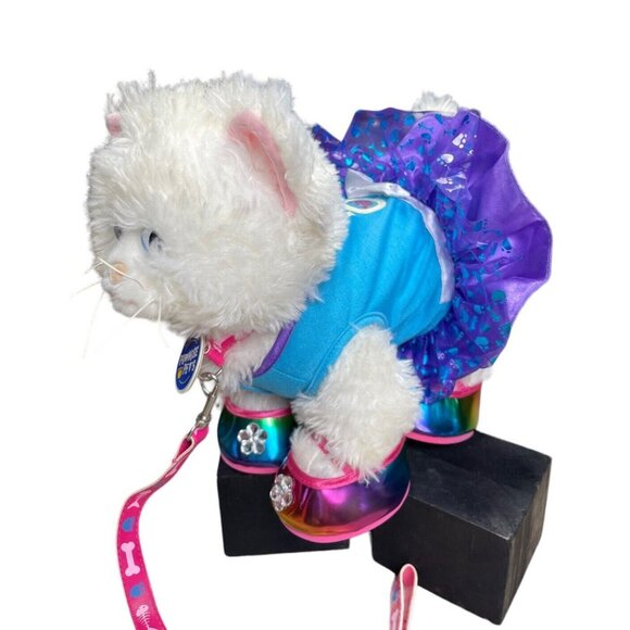 Build A Bear Pets White Cat Himalayan Persian 12” Plush Dress, Shoes & Leash - Picture 3 of 12